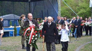 Uroczystości Patriotyczno – Religijne na Górze Śmierci  w Pustkowie